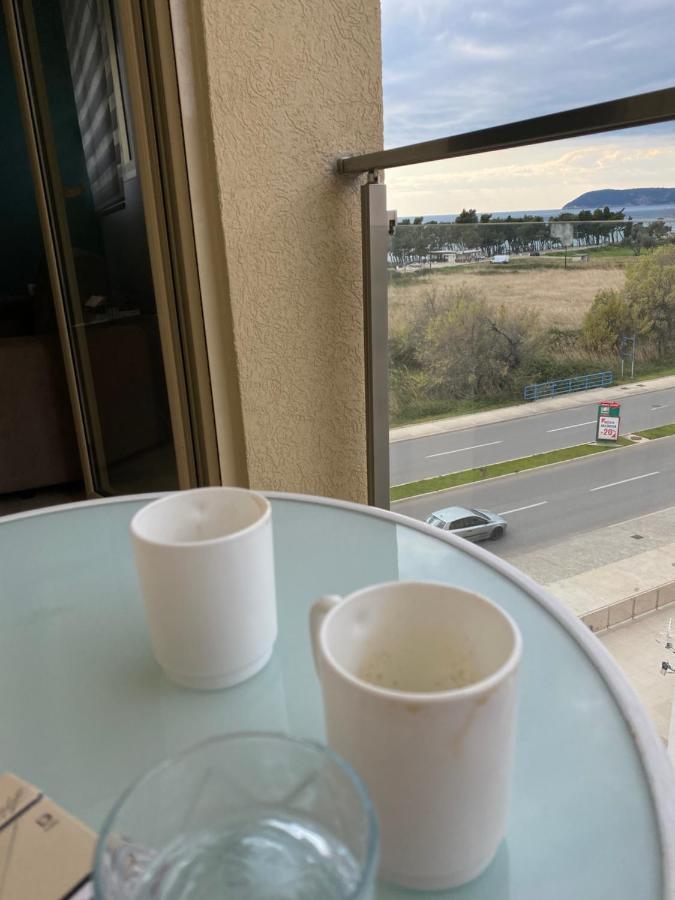 Aleksandar First Sea Line Apartment 巴尔 外观 照片